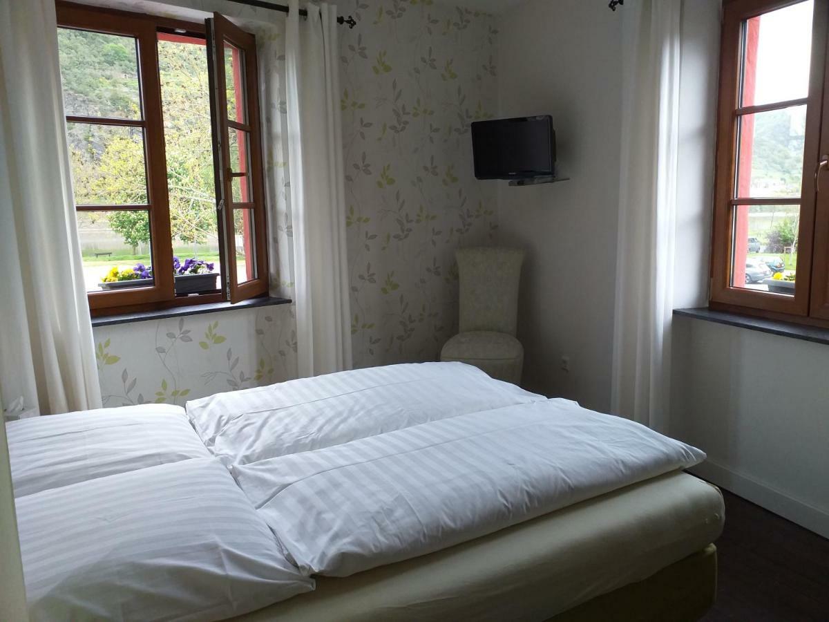 Vakantiehuis "Het Rode Huis" 特赖斯-卡尔登 外观 照片